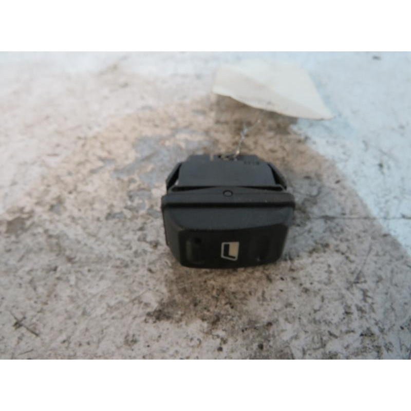 Interrupteur de leve vitre avant gauche CITROEN XSARA Photo n°1