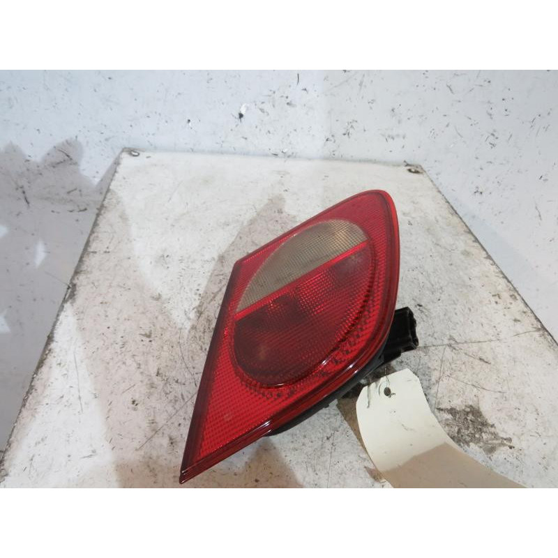 Feu arriere secondaire droit (feux) MERCEDES CLASSE E 210 Photo n°1