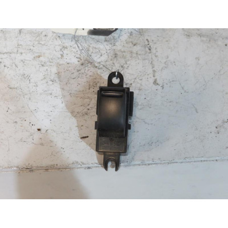Interrupteur de leve vitre arriere gauche NISSAN PRIMERA 4
