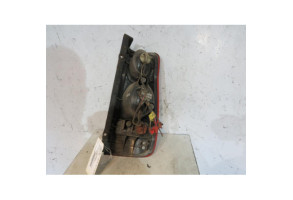 Feu arriere principal gauche (feux) HYUNDAI MATRIX Photo n°2