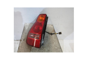 Feu arriere principal gauche (feux) HYUNDAI MATRIX Photo n°1