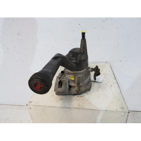 Pompe de direction PEUGEOT 308 1