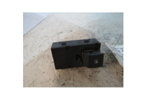 Interrupteur de leve vitre arriere gauche OPEL ASTRA J SPORTS Photo n°1