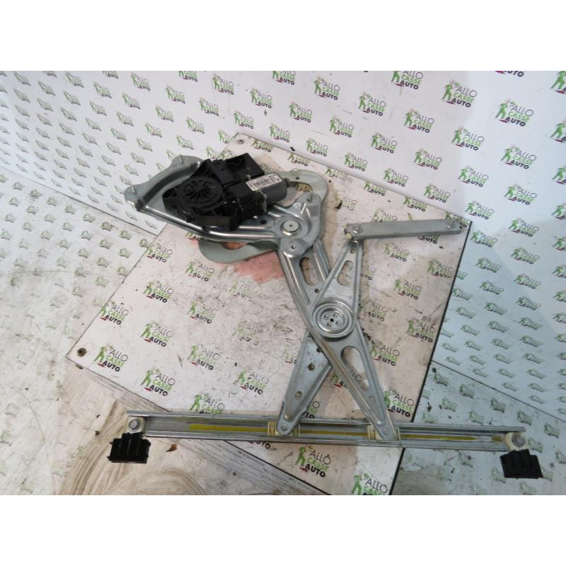 Leve vitre electrique arriere gauche RENAULT GRAND SCENIC 3 Photo n°1