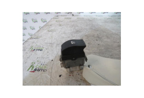 Interrupteur de leve vitre arriere droit RENAULT ESPACE 4 Photo n°1