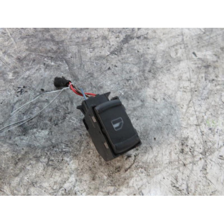 Interrupteur de leve vitre arriere droit VOLKSWAGEN GOLF 4