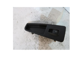 Interrupteur de leve vitre avant droit FIAT GRANDE PUNTO Photo n°1