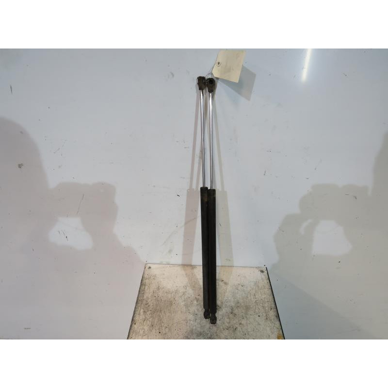 Verin de coffre CITROEN C8 Photo n°1