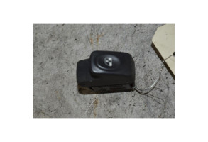 Interrupteur de leve vitre avant droit RENAULT CLIO 2 Photo n°1