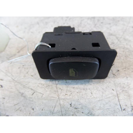 Interrupteur de leve vitre arriere droit CITROEN C8