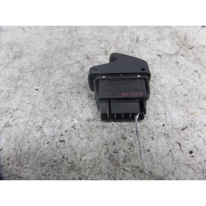 Interrupteur de leve vitre avant droit RENAULT CLIO 2 Photo n°1