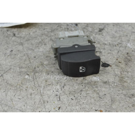 Interrupteur de leve vitre avant droit RENAULT ESPACE 4