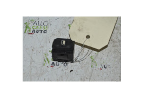 Interrupteur de leve vitre arriere droit PEUGEOT 607 Photo n°1