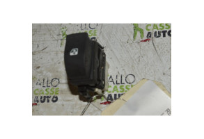 Interrupteur de leve vitre arriere gauche RENAULT LAGUNA 2 Photo n°1
