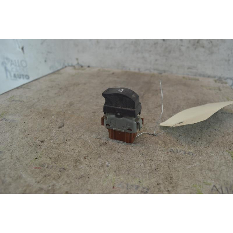 Interrupteur de leve vitre arriere gauche RENAULT GRAND ESPACE 4 Photo n°1