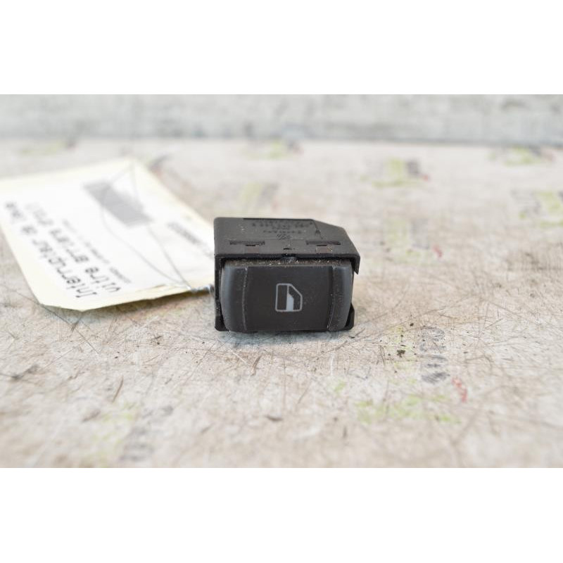 Interrupteur de leve vitre arriere droit VOLKSWAGEN GOLF 4 Photo n°1