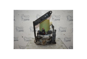 Pompe de direction PEUGEOT 106 Photo n°1