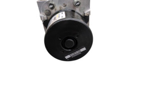 Bloc ABS (freins anti-blocage) MAZDA 5 2 Photo n°4