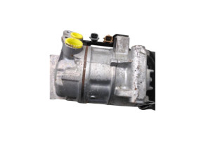 Compresseur clim RENAULT TWINGO 3 Photo n°11