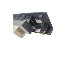 Interrupteur de leve vitre avant gauche TOYOTA AURIS 2 Photo n°2