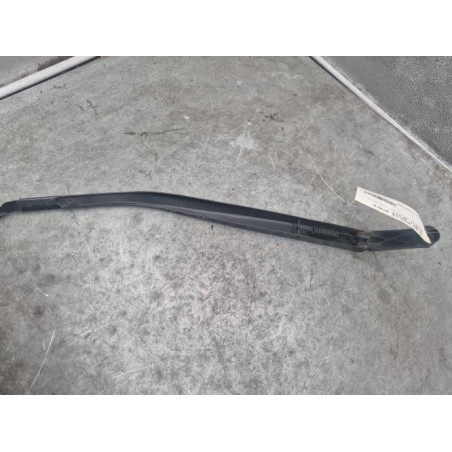 Bras essuie glace avant droit TOYOTA AURIS 2