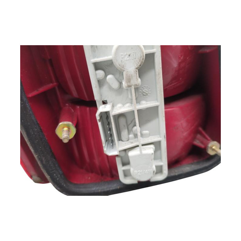 Feu arriere principal droit (feux) SKODA FABIA 1 Photo n°1