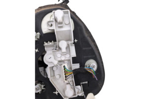 Feu arriere principal gauche (feux) BMW SERIE 1 E81 Photo n°6