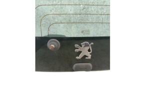 Lunette arriere PEUGEOT 107 Photo n°7