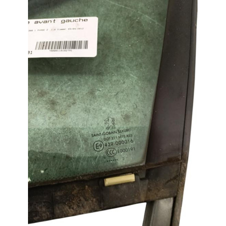Custode avant gauche (porte) PEUGEOT 308 1