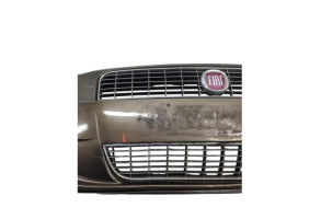Pare choc avant FIAT GRANDE PUNTO Photo n°12