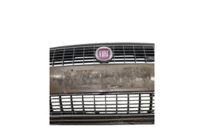 Pare choc avant FIAT GRANDE PUNTO Photo n°15
