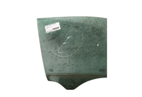 Vitre avant droit AUDI A3 2 Photo n°1