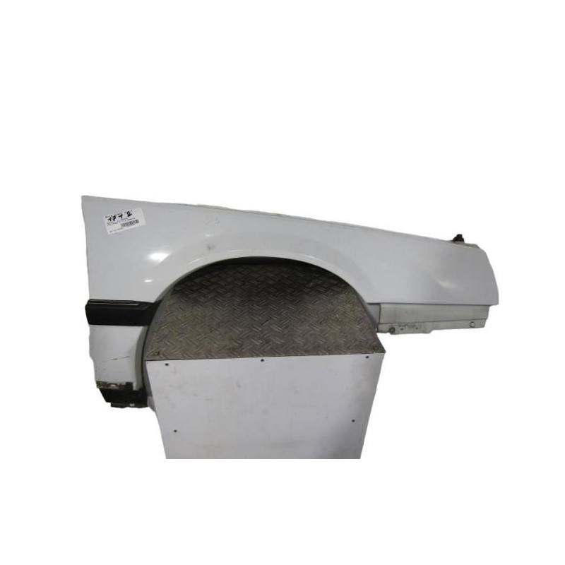 Aile avant droit RENAULT R25 Photo n°1