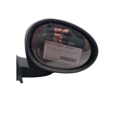 Retroviseur droit TOYOTA AYGO 1