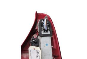 Feu arriere principal gauche (feux) RENAULT CLIO 2 Photo n°3