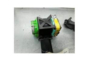 Ceinture avant gauche TOYOTA YARIS 2 Photo n°1