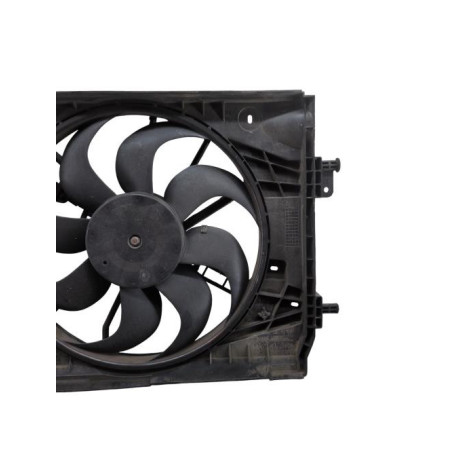 Moto ventilateur radiateur RENAULT CLIO 4