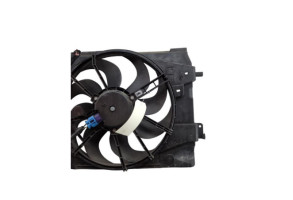 Moto ventilateur radiateur RENAULT CLIO 4 Photo n°6