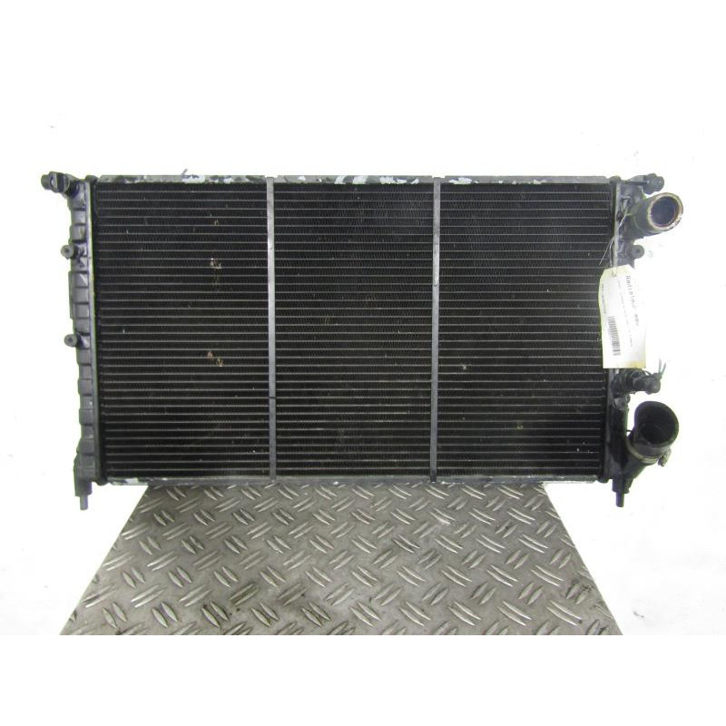 Radiateur eau RENAULT R21 Photo n°1