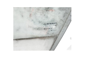 Vitre avant gauche RENAULT CLIO 5 Photo n°4