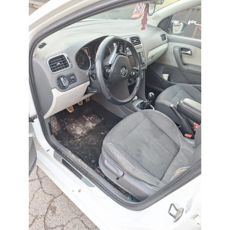 VOLKSWAGEN POLO 5 PHASE 2 1.0 MPI - 12V Photo n°1