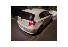 Porte avant droit BMW SERIE 1 E87 Photo n°14