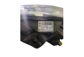 Optique avant principal droit (feux)(phare) FORD FIESTA 6 Photo n°4