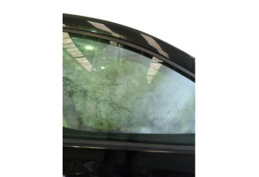 Porte avant droit RENAULT CLIO 3 Photo n°8