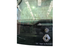 Lunette arriere RENAULT TWINGO 3 Photo n°7