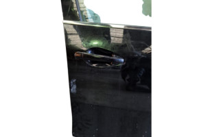 Porte avant droit PEUGEOT 208 1 Photo n°9