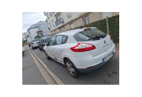 Malle/Hayon arriere RENAULT MEGANE 3 Photo n°17