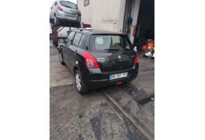 Porte avant droit SUZUKI SWIFT 3 Photo n°15