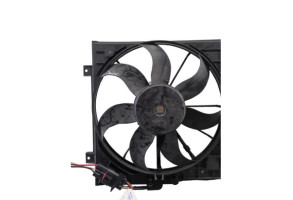 Moto ventilateur radiateur VOLKSWAGEN GOLF 6 Photo n°4