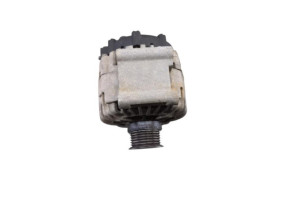 Alternateur MERCEDES CLASSE C 204 Photo n°2